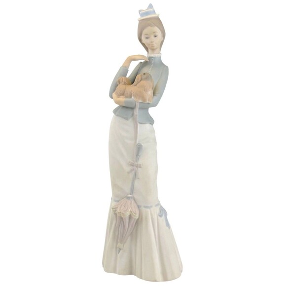 Lladro A Walk with the Dog Figurine Lady w/Pekingese & Parasol 4893 15" Matte - Picture 1 of 16